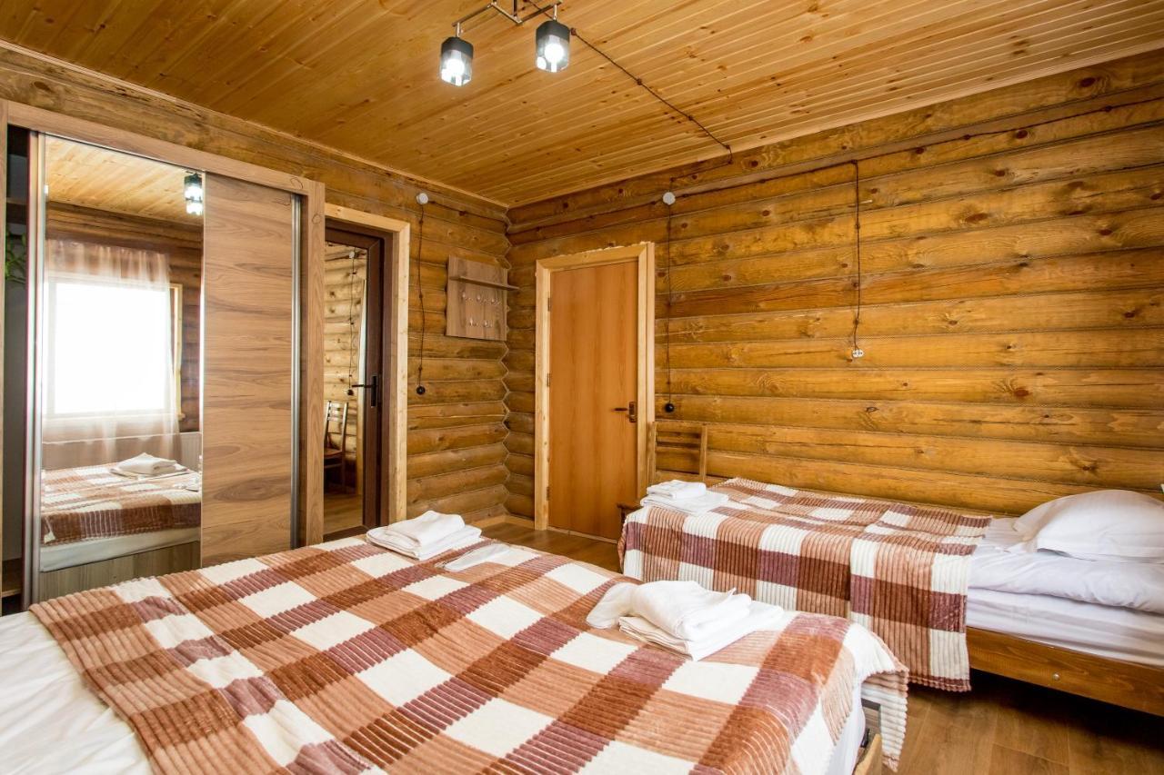 Snow Time Eco Chalet Gudauri Exteriör bild