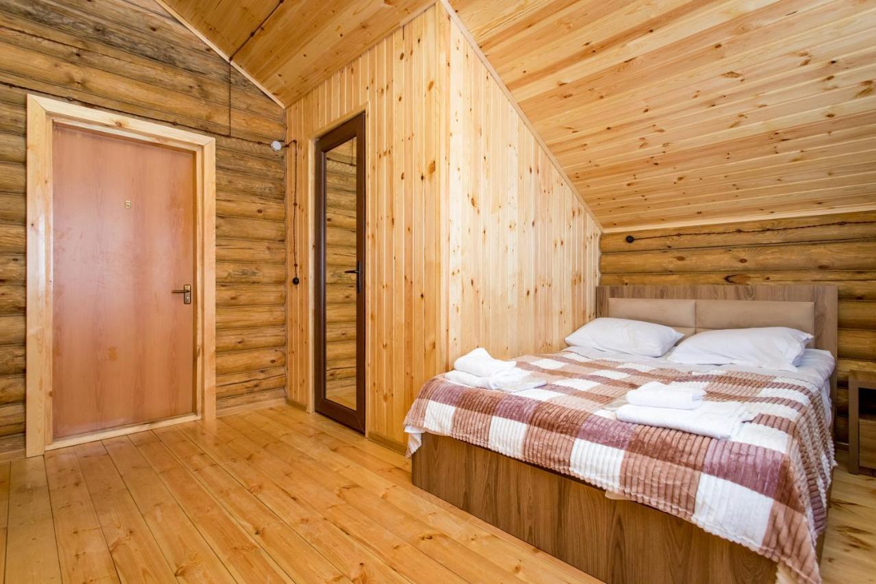 Snow Time Eco Chalet Gudauri Exteriör bild